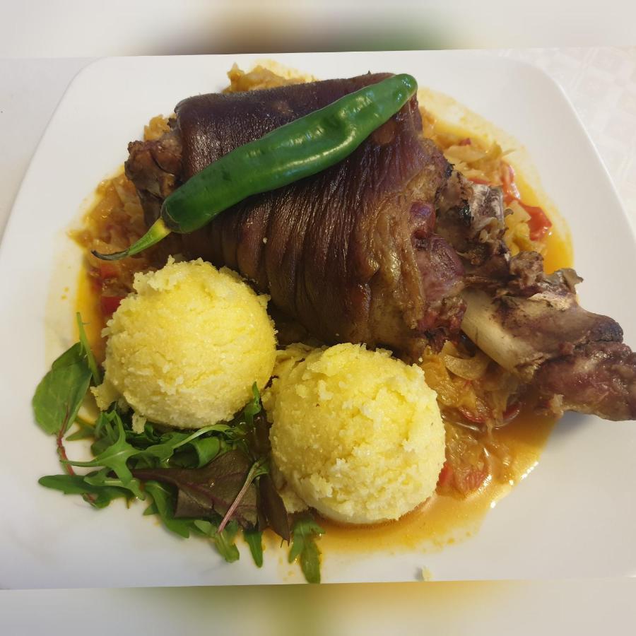 Flori De Mar Hotel Poiana Mărului Buitenkant foto