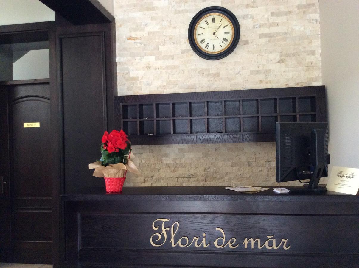 Flori De Mar Hotel Poiana Mărului Buitenkant foto