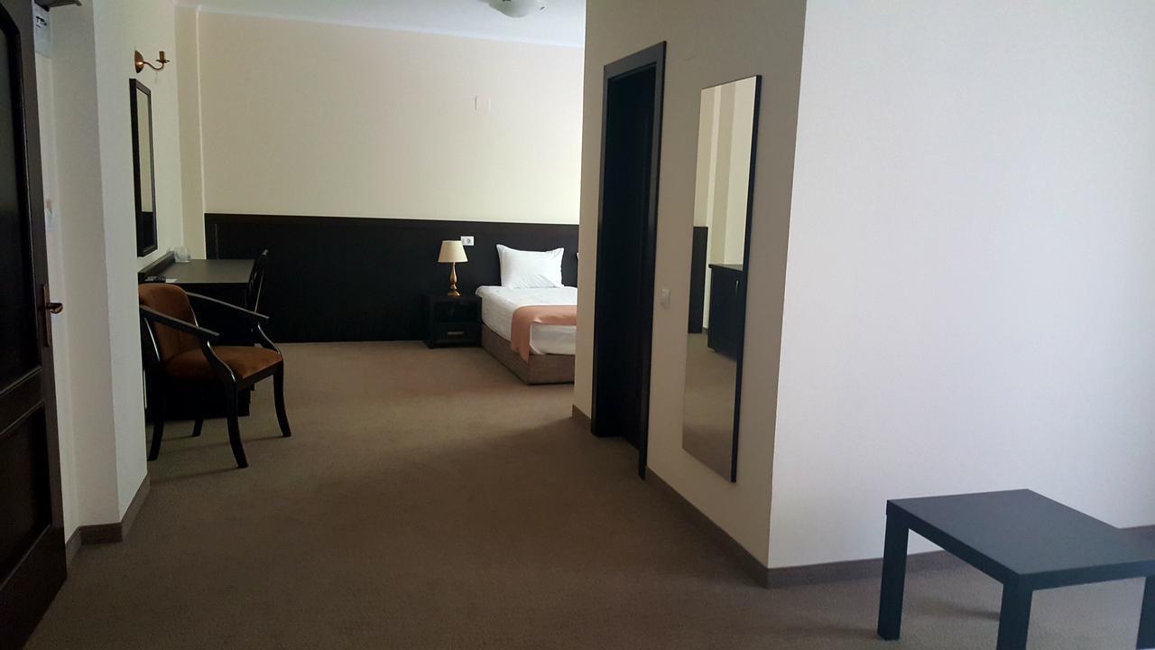 Flori De Mar Hotel Poiana Mărului Buitenkant foto