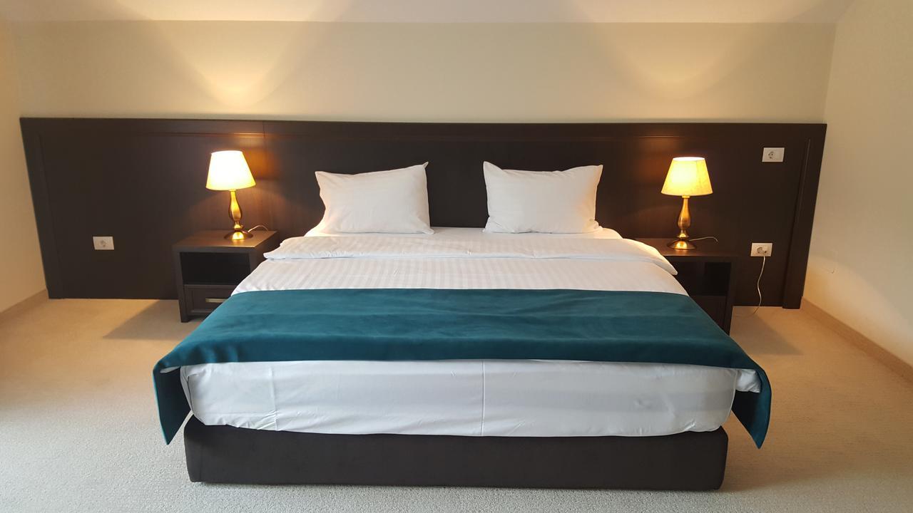 Flori De Mar Hotel Poiana Mărului Buitenkant foto
