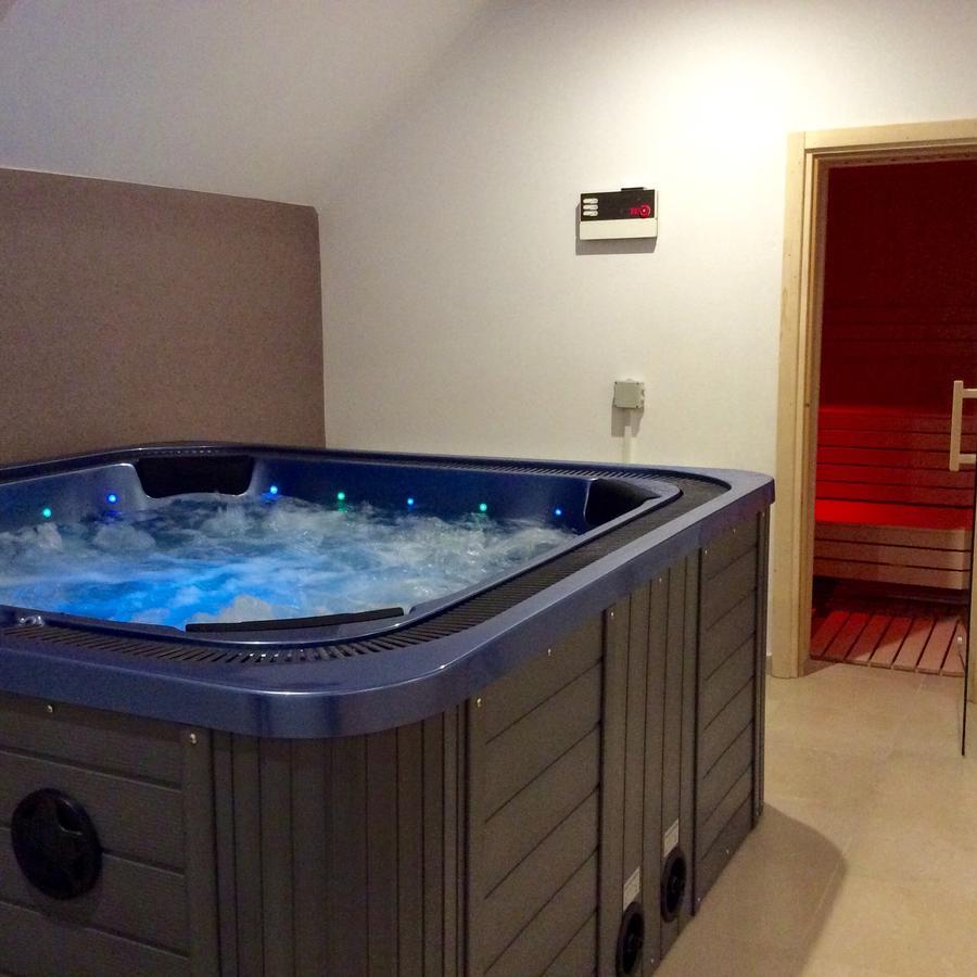 Flori De Mar Hotel Poiana Mărului Buitenkant foto