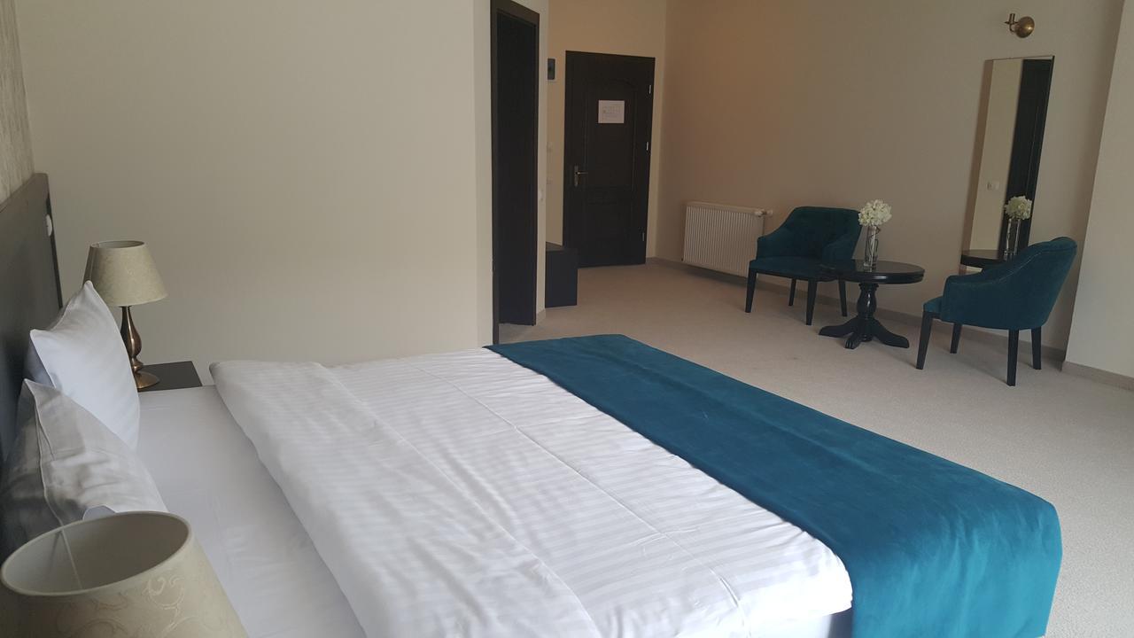 Flori De Mar Hotel Poiana Mărului Buitenkant foto