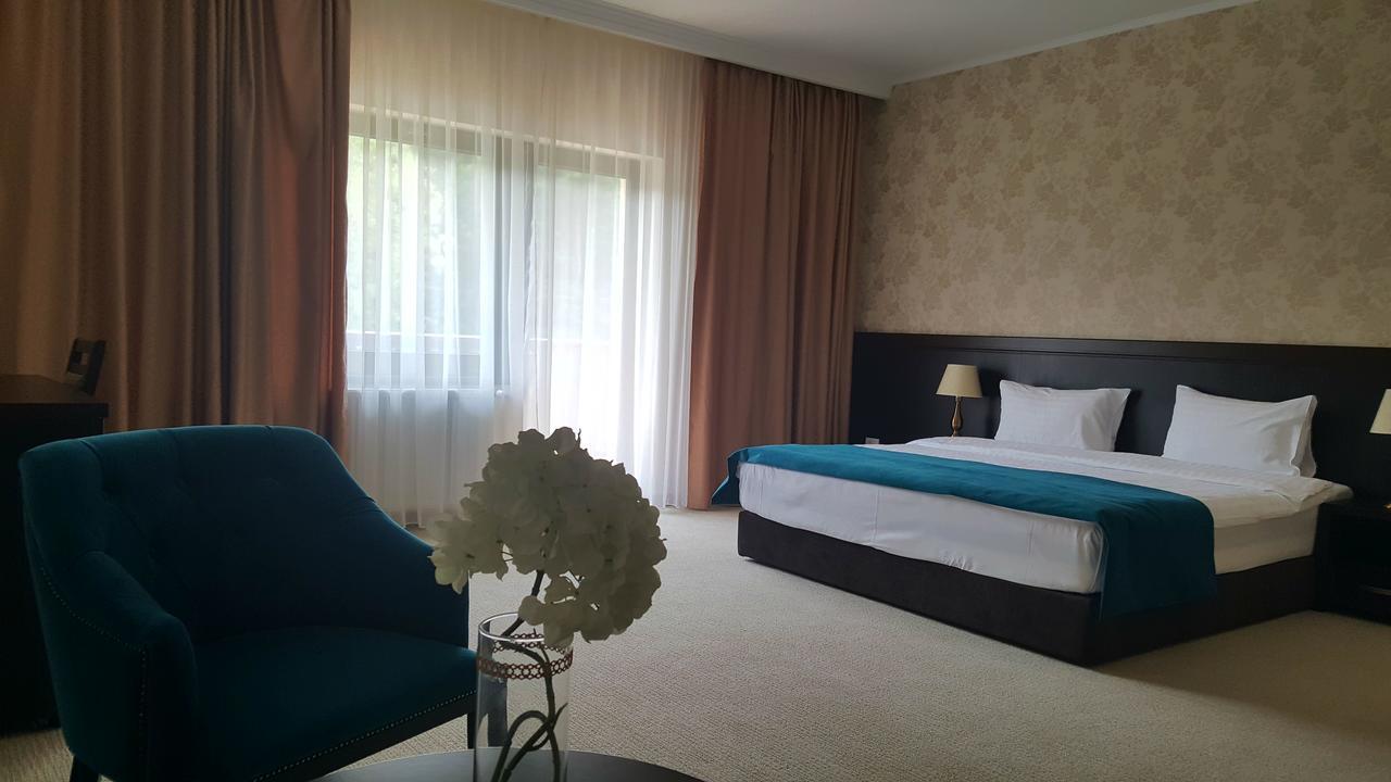 Flori De Mar Hotel Poiana Mărului Buitenkant foto