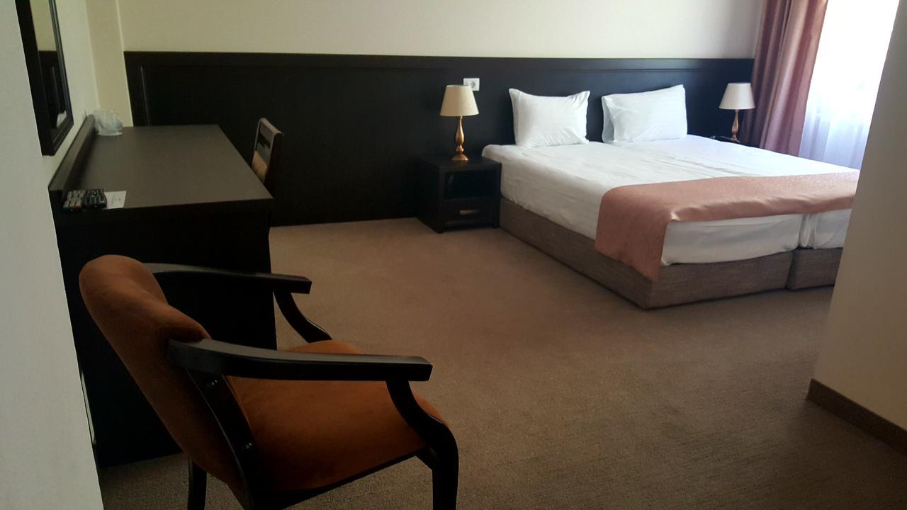 Flori De Mar Hotel Poiana Mărului Buitenkant foto